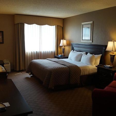 Salvatores Grand Hotel Williamsville Dış mekan fotoğraf