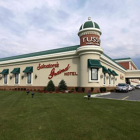 Salvatores Grand Hotel Williamsville Dış mekan fotoğraf