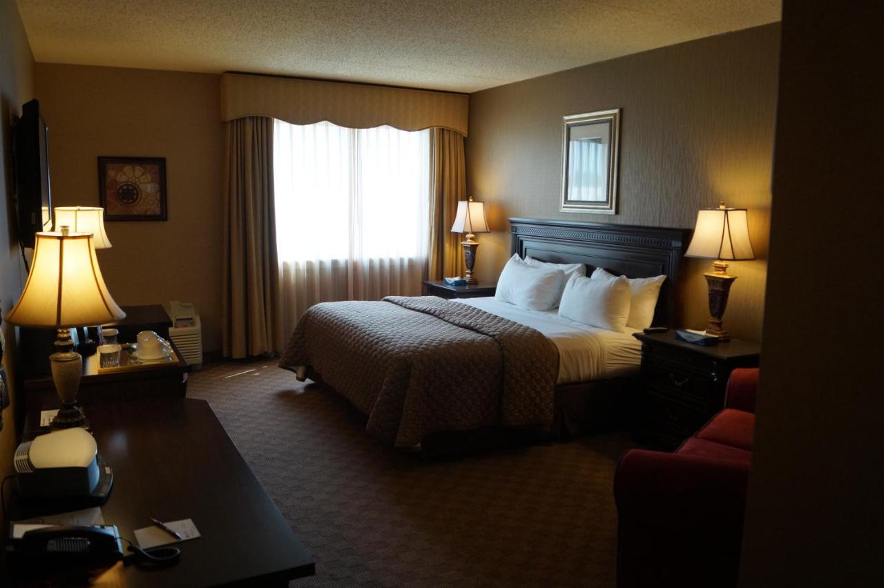 Salvatores Grand Hotel Williamsville Dış mekan fotoğraf